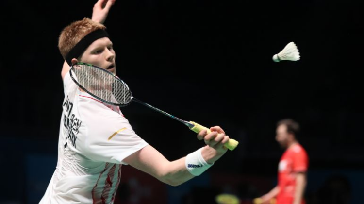 意媒：贡多齐在国家队受伤，返回拉齐奥后将进行评估